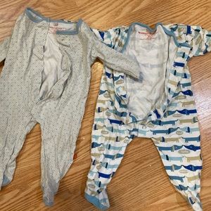 Pair of magnetic close footed outfits.